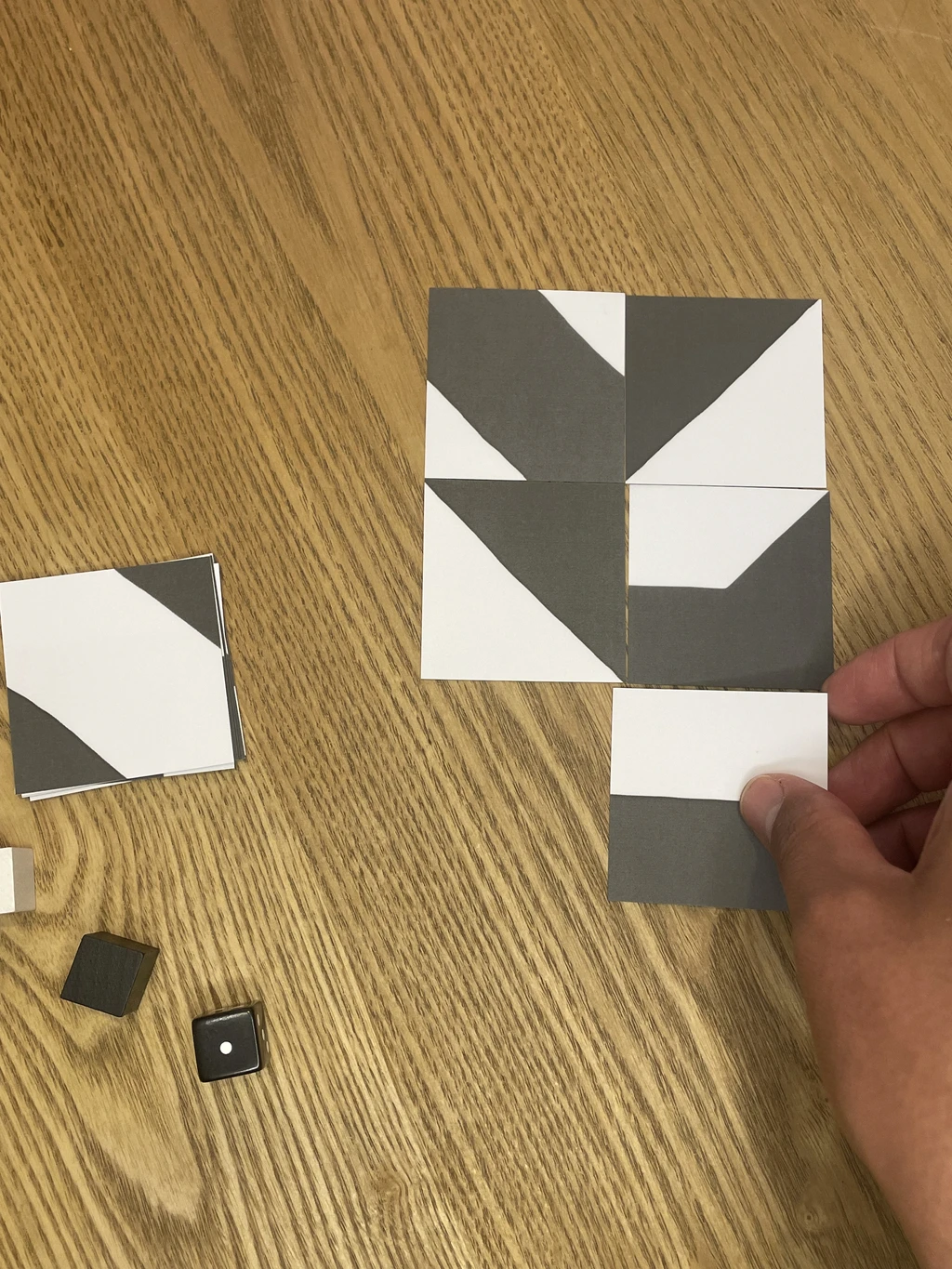 CONTRAST gameplay showing tile placement phase