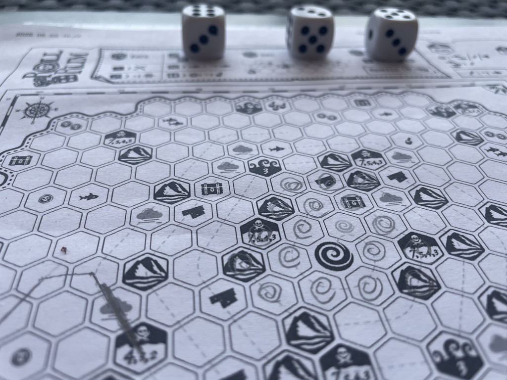 Roll 4 Rum rule learning showing game components and setup