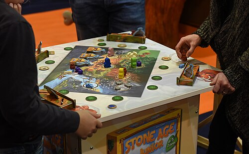 Stone Age Junior - Main Image